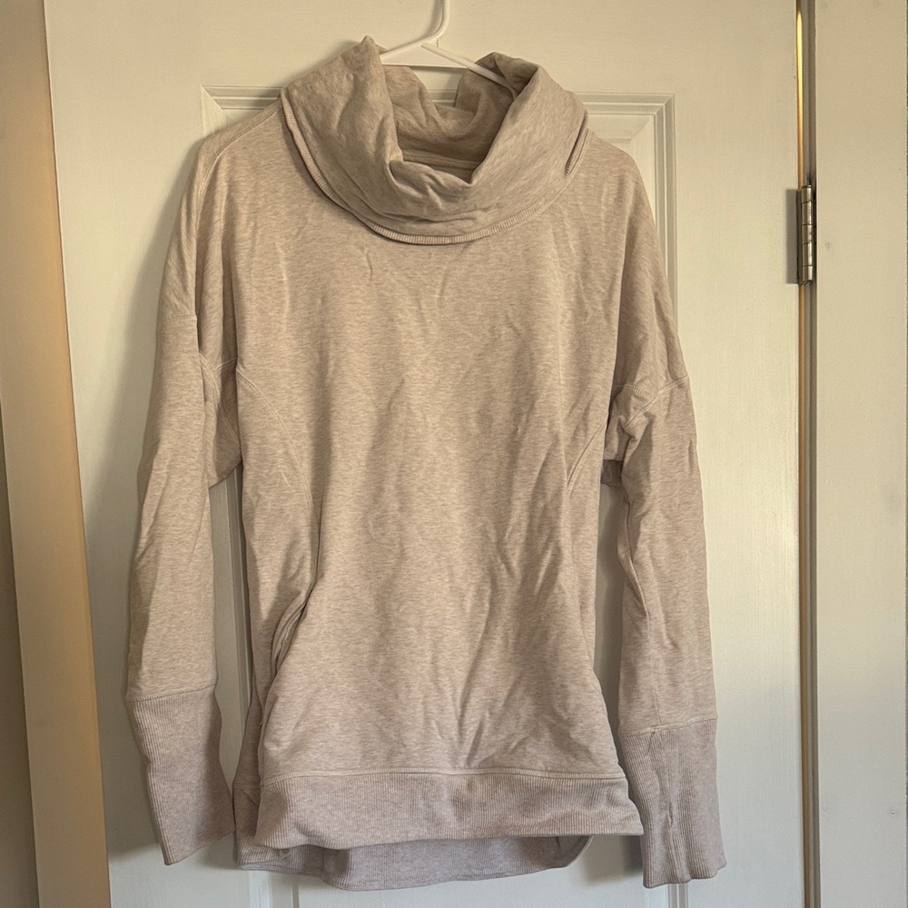 Lululemon Cozy Women's Cream Sweater